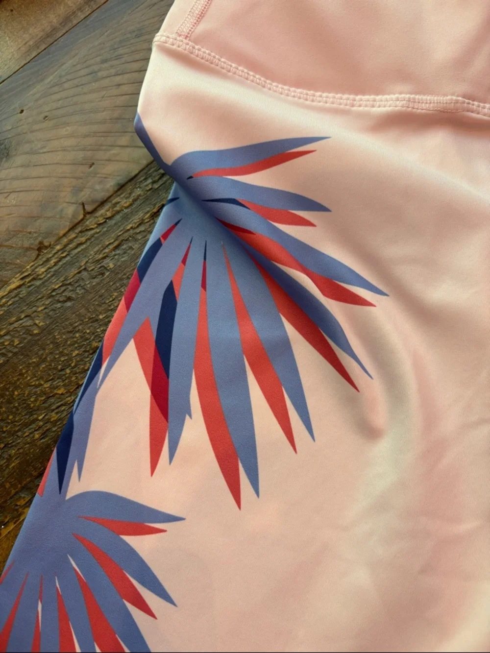 Wildfox Pink Leggings with Blue & Purple Palm Accents nwt - Picture 3 of 5